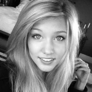 Meet your Posher, Christiana